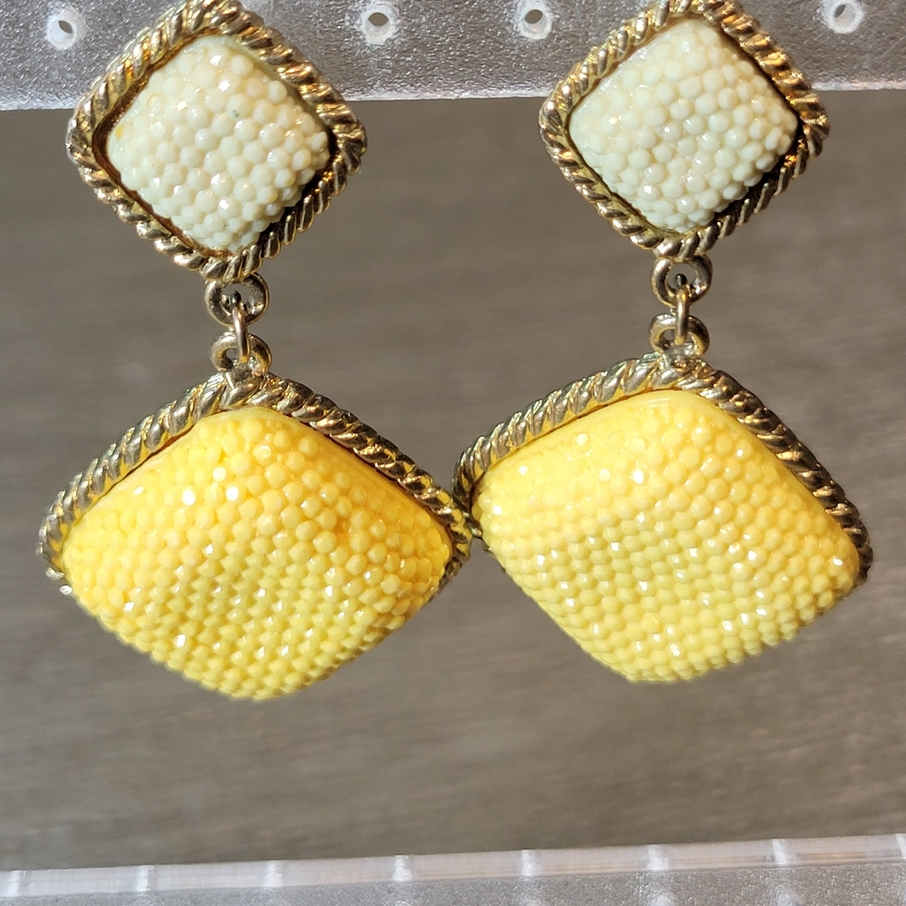 Mi Amore Yellow & Ivory Dangle Earrings Gold Tone Pierced Post Back Earrings